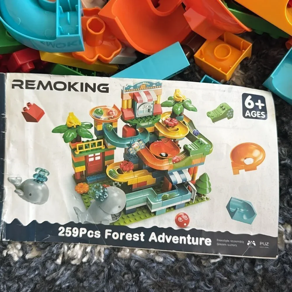 Bundle of 2 Building Block Sets